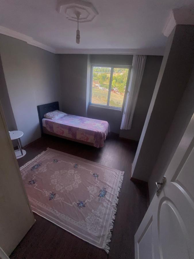 Cozy House Near The Airport Apartamento Arnavutkoy Exterior foto